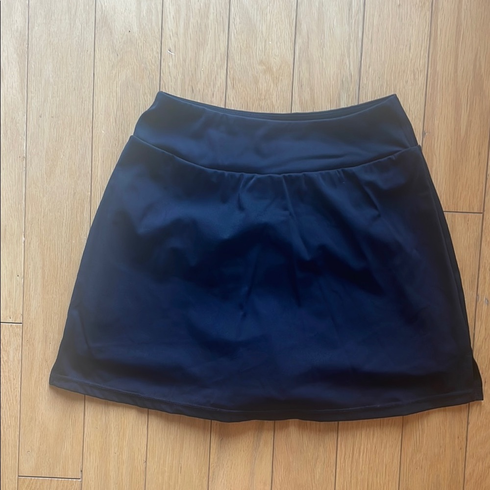 Black Women's Tennis / workout Skirt never worn